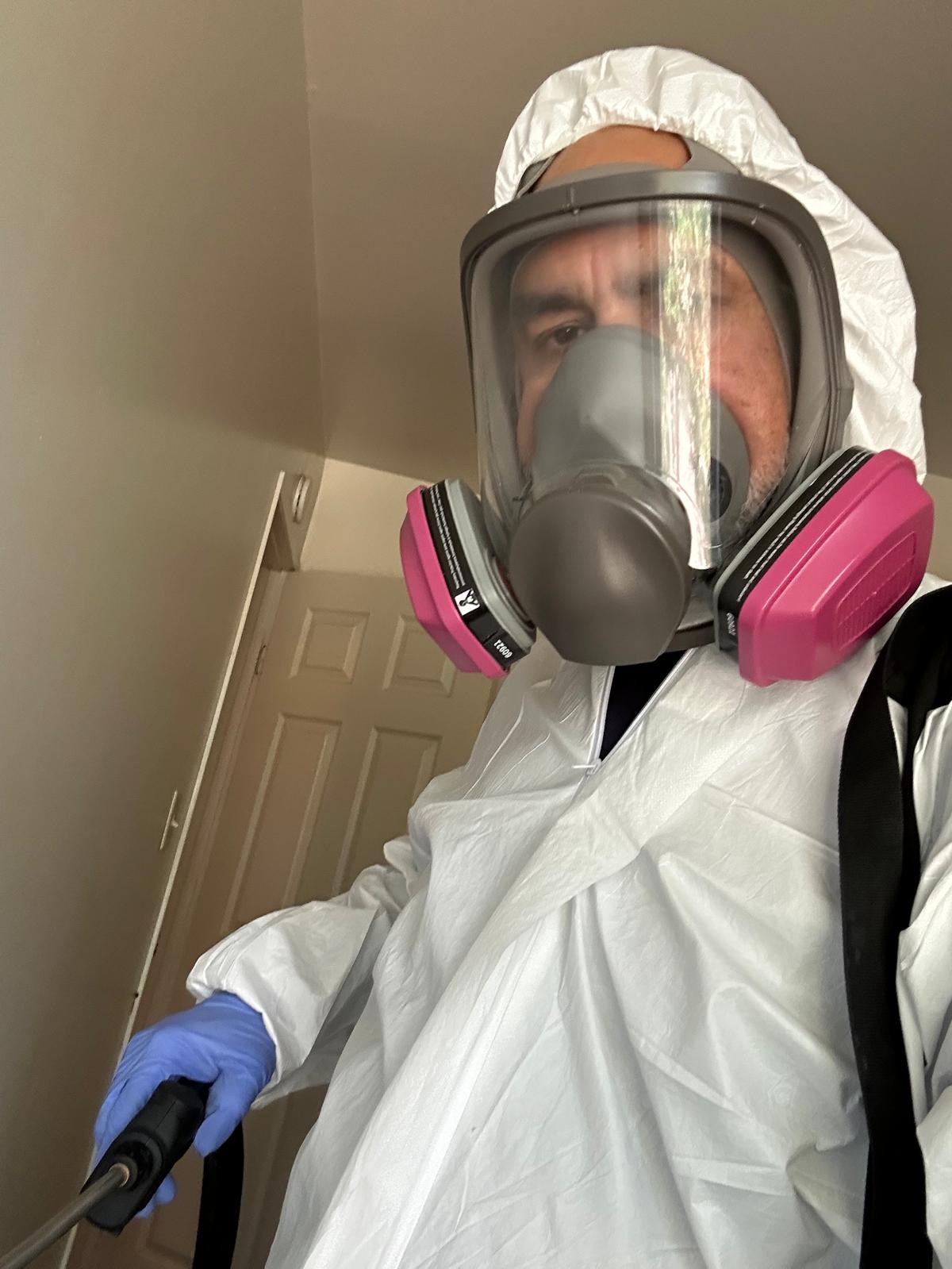 Munir, owner of Pesto Pest Control, on the job